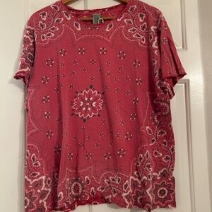 NWT- Magnolia Pearl Handkerchief Tee in Ranch Hand